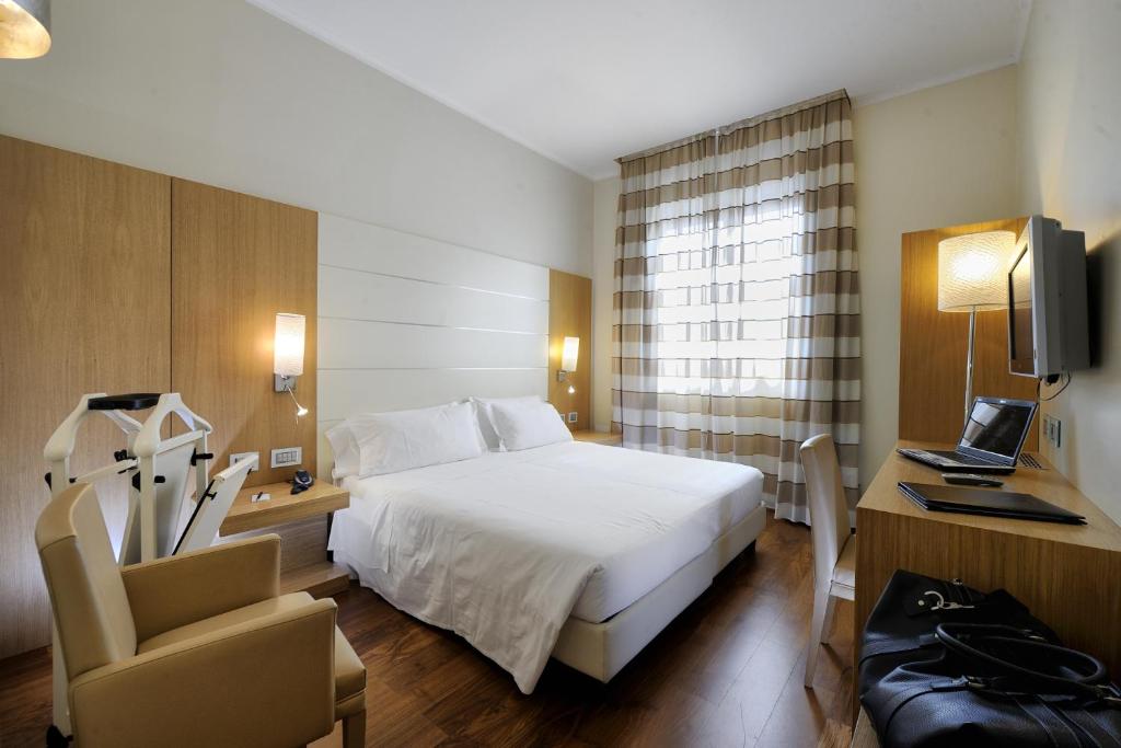 TV a/nebo společenská místnost v ubytování Hotel Canada