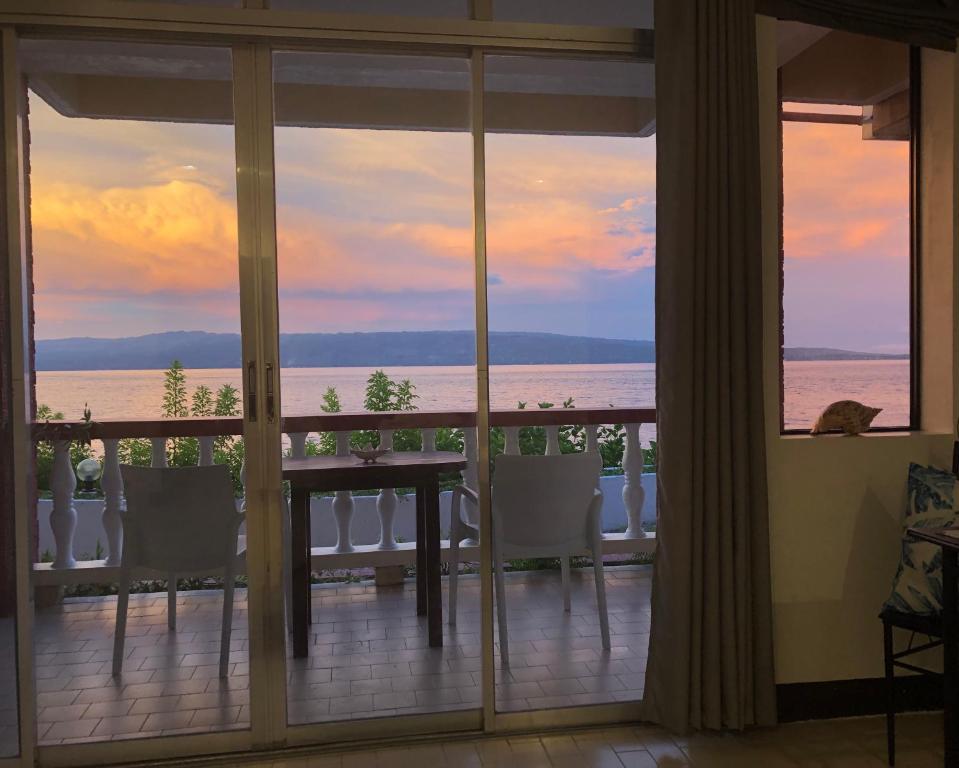 Wuthering Heights Bed & Breakfast by the Sea - Familiekamer Met Uitzicht Op Zee