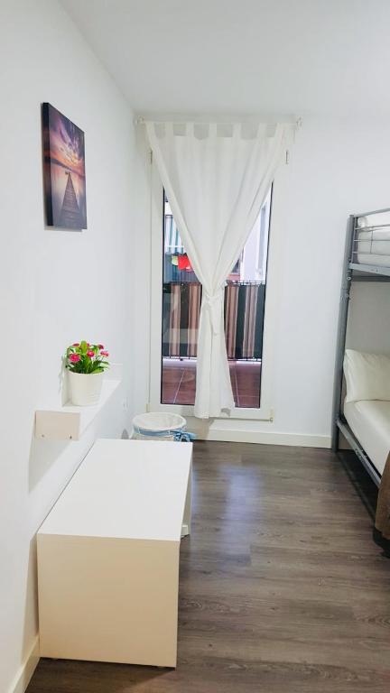 Posteľ alebo postele v izbe v ubytovaní 2 Bedroom Apartment Benalmadena