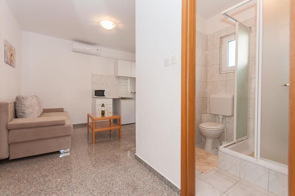 Koupelna v ubytování Apartmani Vesna