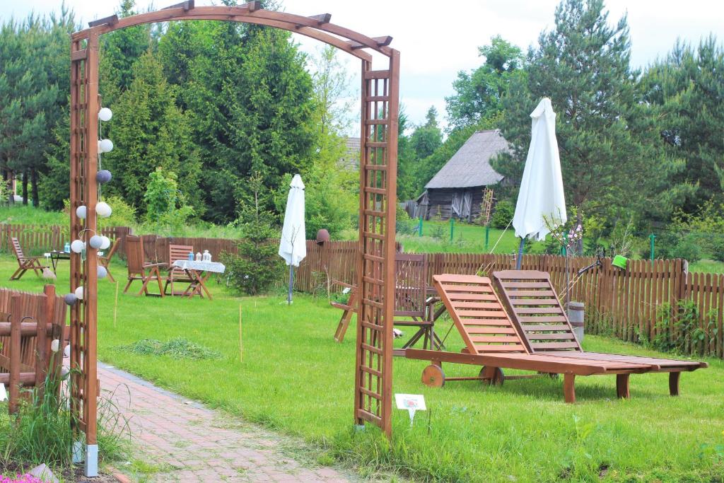 Vonkajšia záhrada v ubytovaní Cichosza - The Sound Of Silence