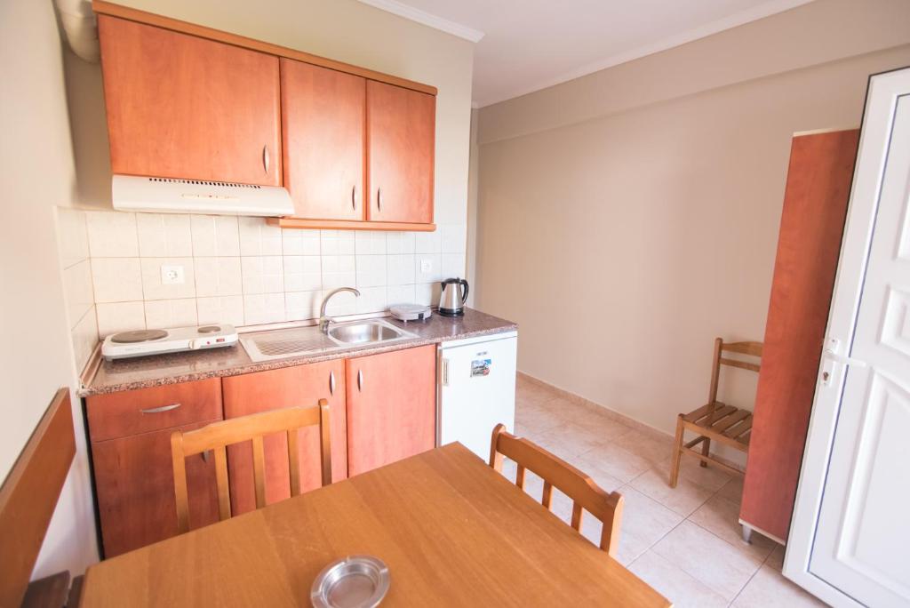 Kuchnia lub aneks kuchenny w obiekcie acquablue apartments
