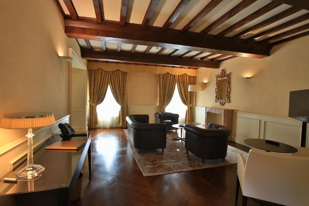Hotel Rua Frati 48 in San Francesco