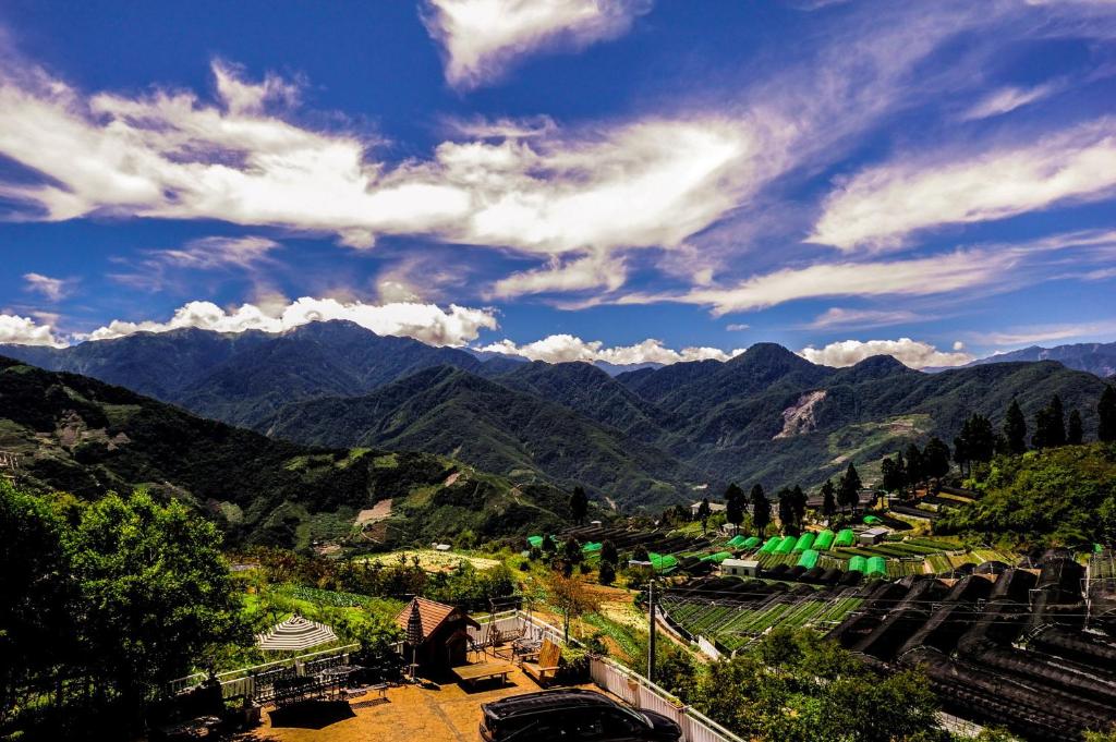 a view of a valley with mountains in the background at Cing Jing Homeland Resort Villa in Ren&#39;ai