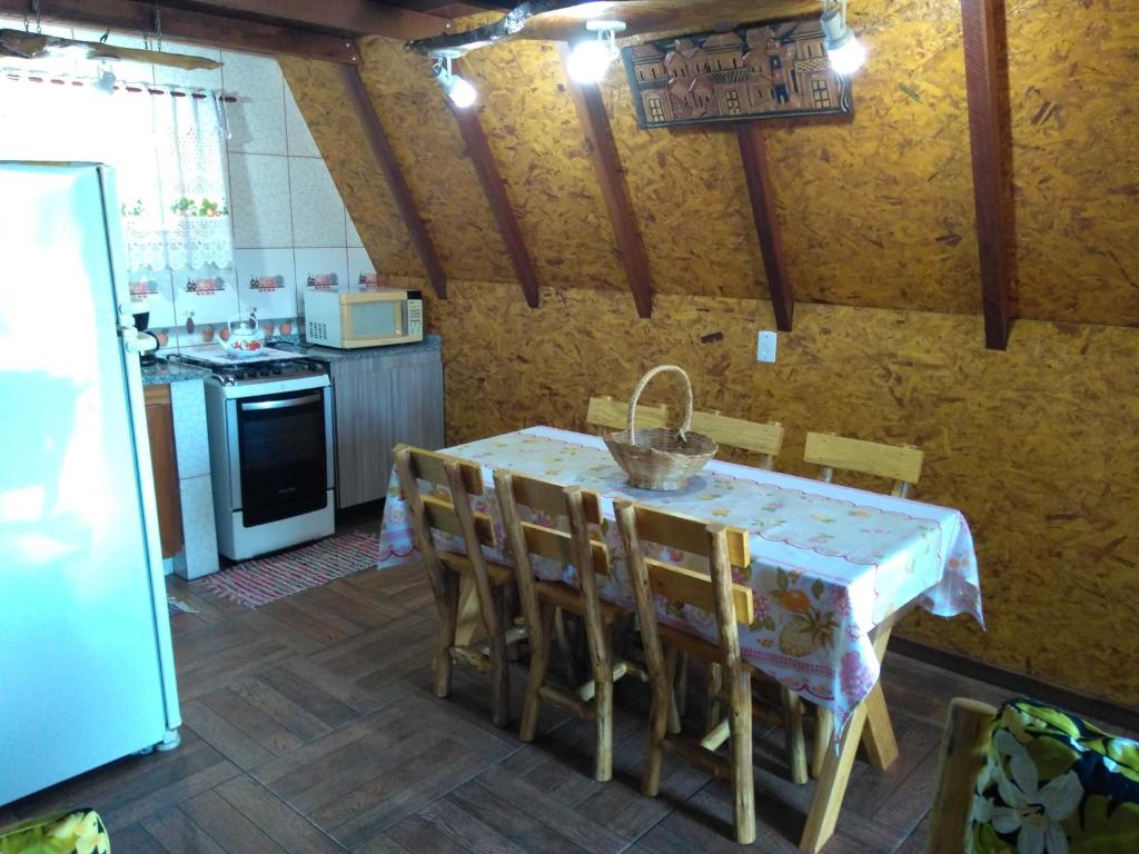 Kuchyň nebo kuchyňský kout v ubytování Recanto Mauá - Chalé Azaleia