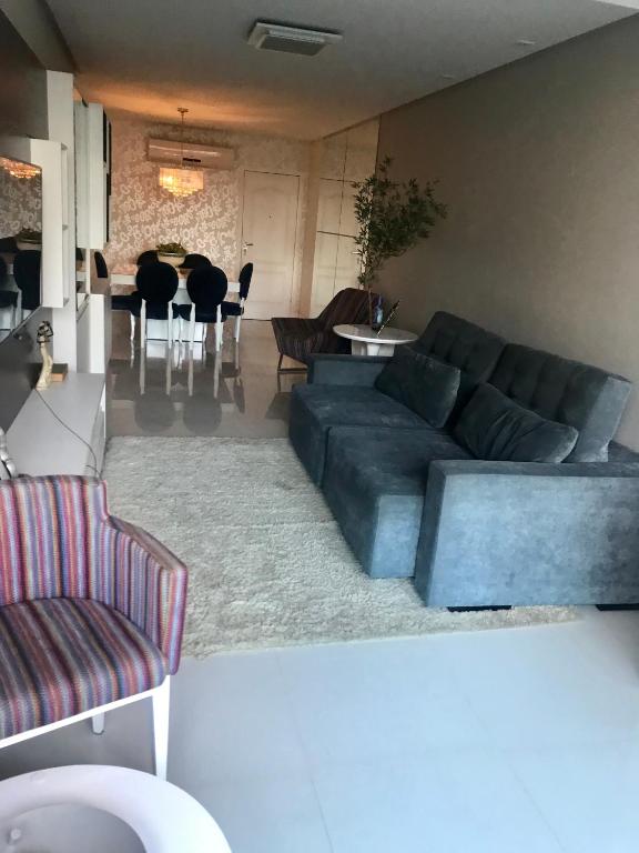  Quarto Domiciliar Praia e Clube VIP