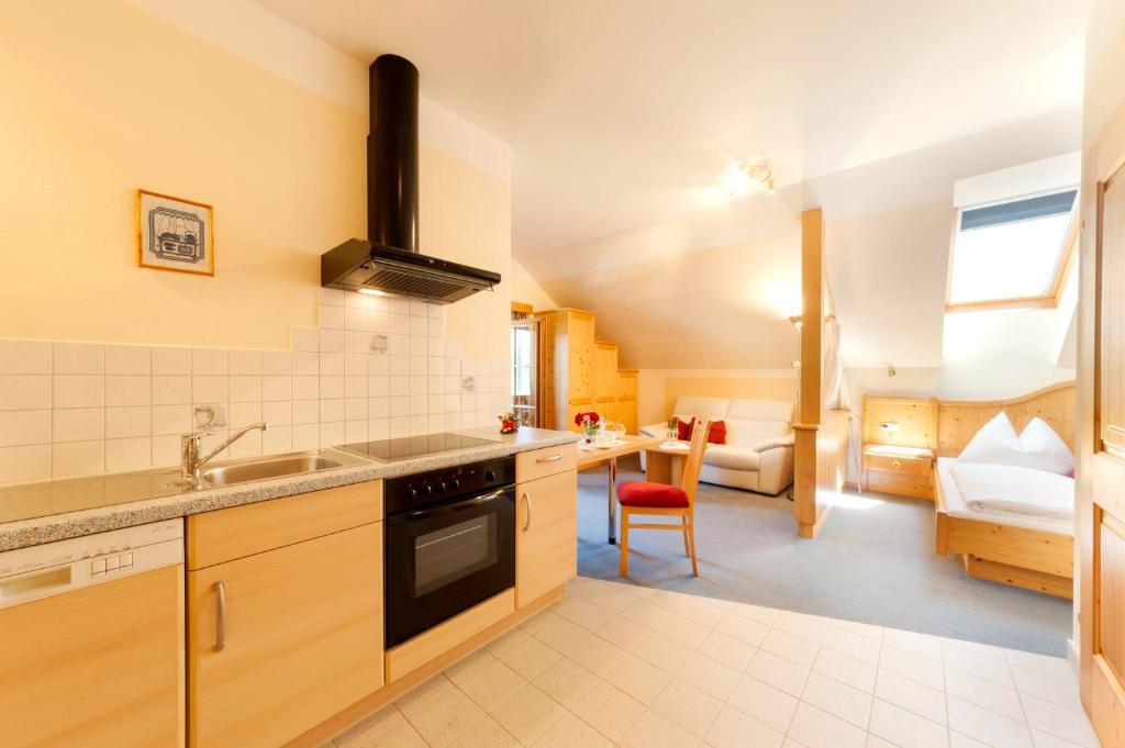 Kuchyň nebo kuchyňský kout v ubytování Haus Wolfgangsee