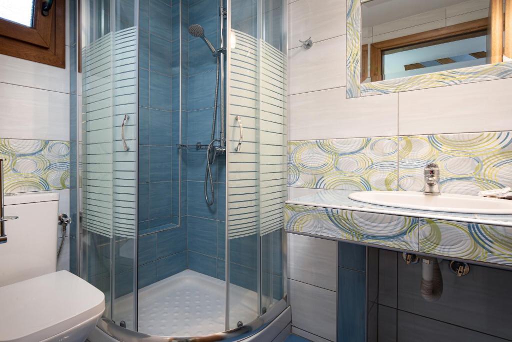 Koupelna v ubytování Akti House Psarogiannis Apartments & Studios