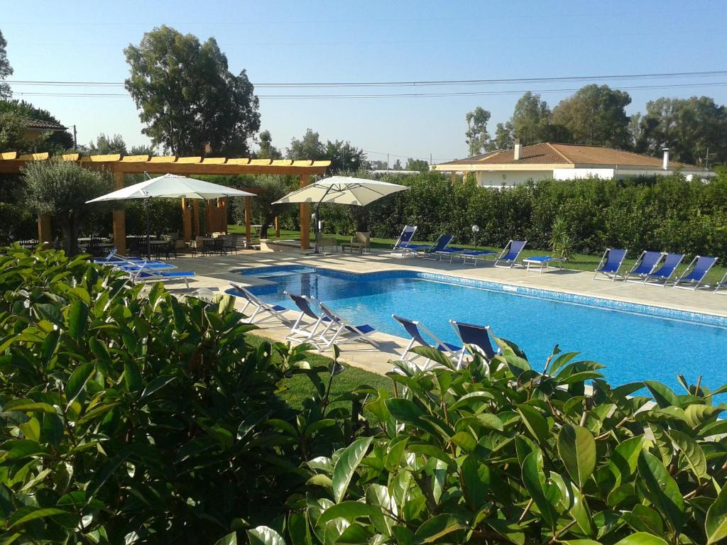 Basen w obiekcie Hotel Villa Aurora lub w pobliżu