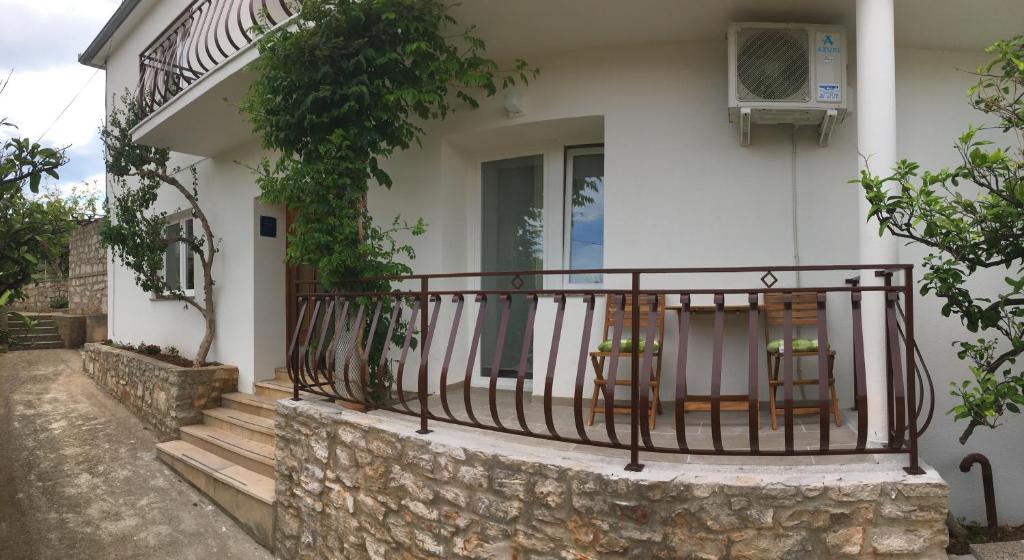 Balkón nebo terasa v ubytování Guest House Nikola