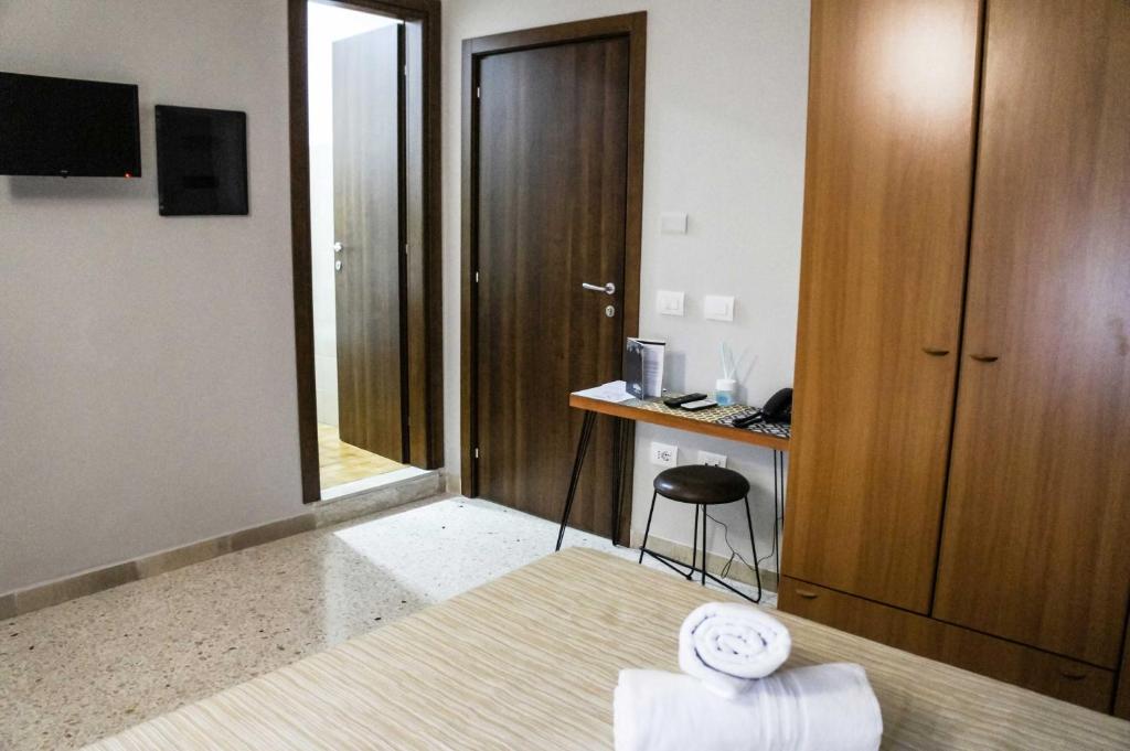 TV a/nebo společenská místnost v ubytování Albergo D'Onofrio