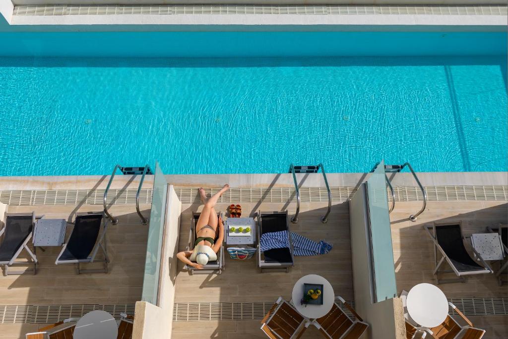 Bazén v ubytování Leonardo Kolymbia Resort Rhodes nebo v jeho okolí