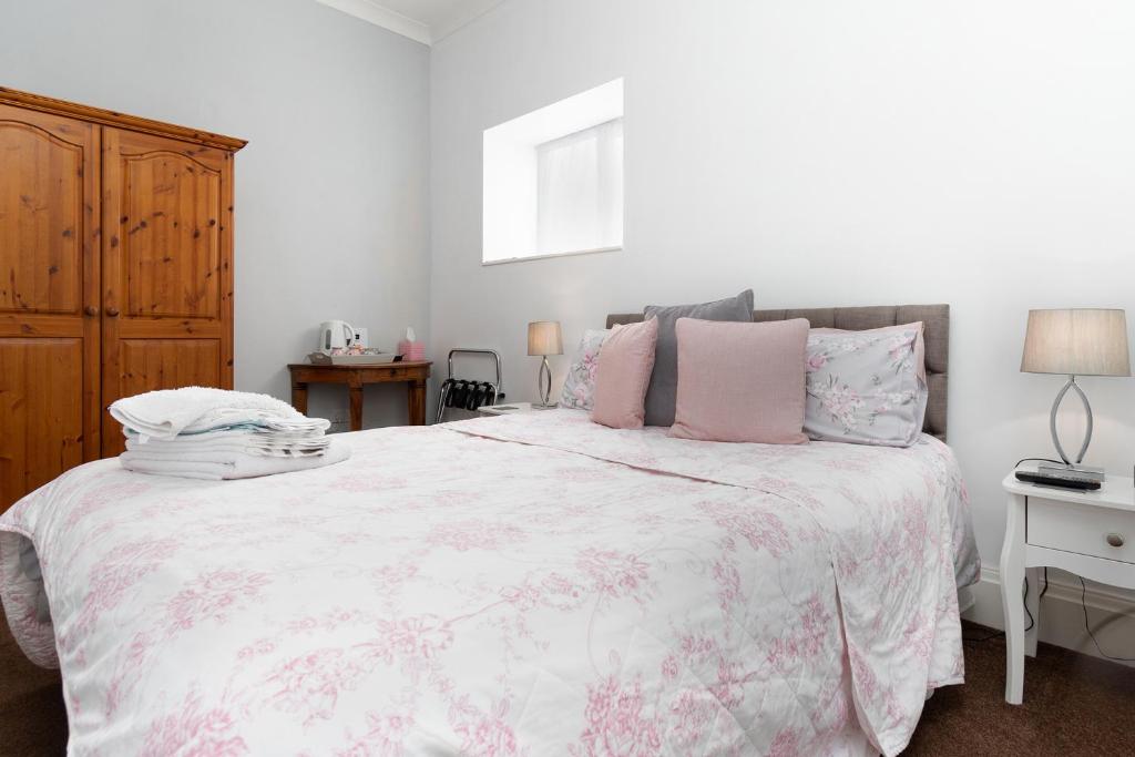 Dolafon Guest House - Chambre Double Avec Salle De Bain Privée