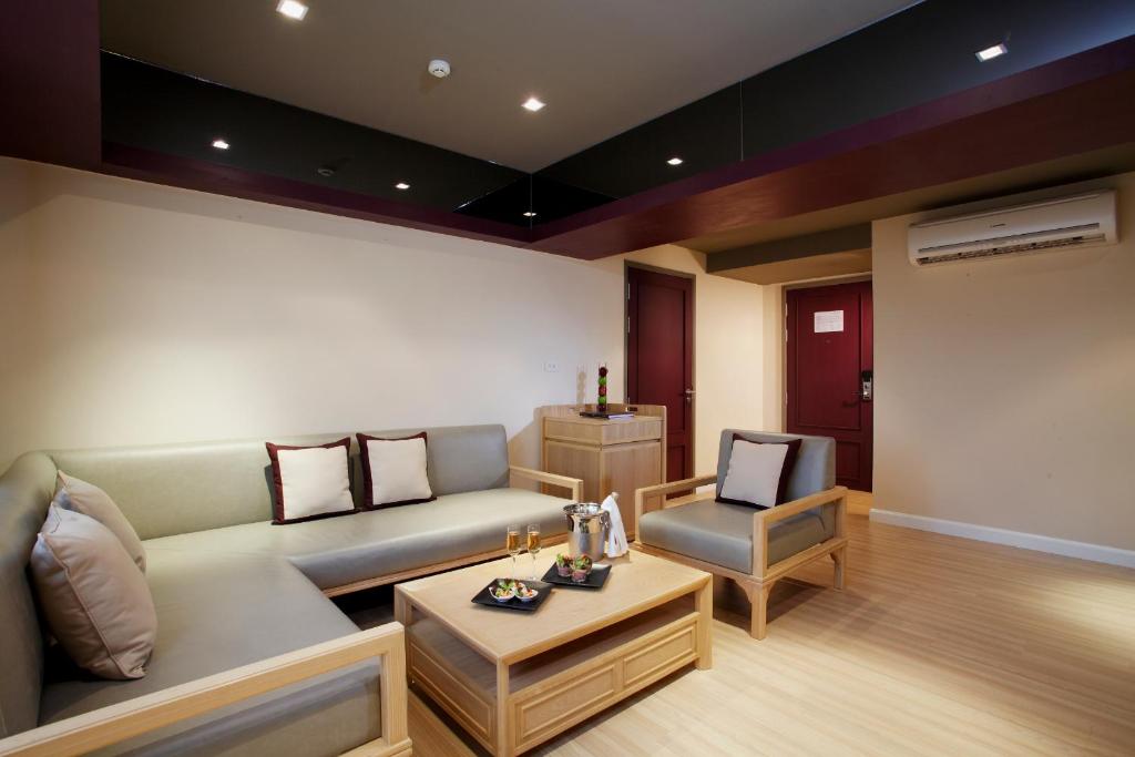 The Quarter Hualamphong by UHG - Resim 41