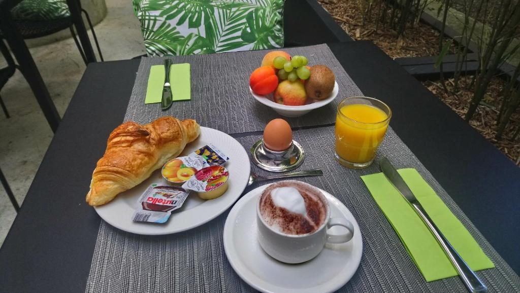 Hôtel Pax - Resim 33