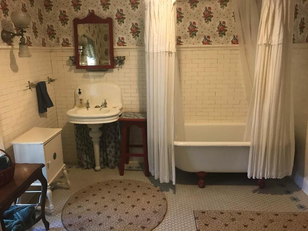 Innisfree Bed & Breakfast - Chambre Reine