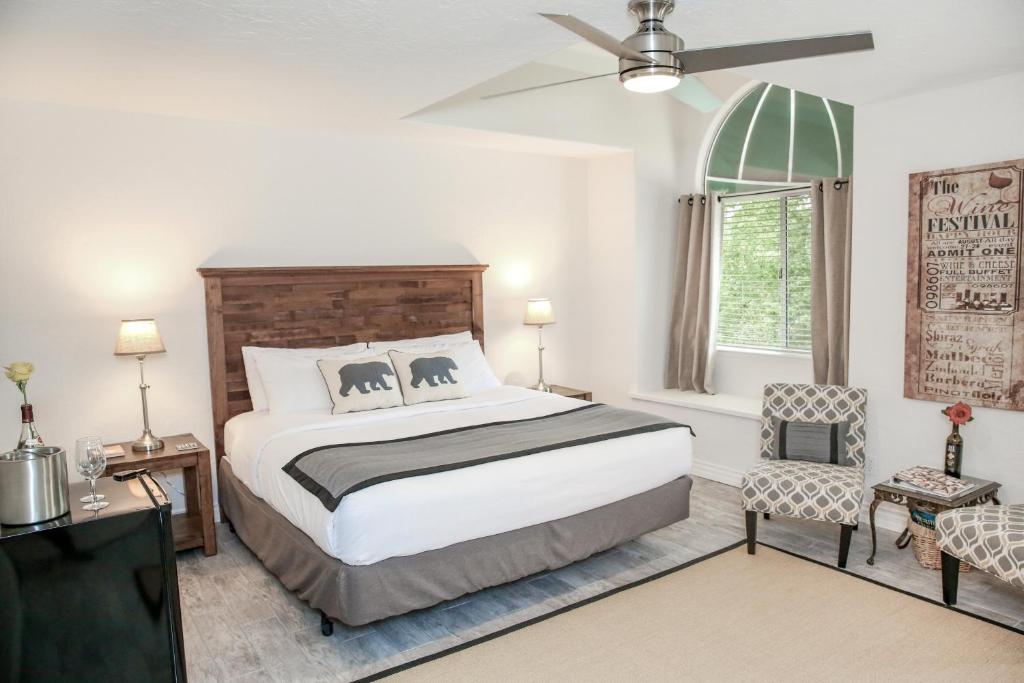 The Eden House Vineyard - Deluxe King Room