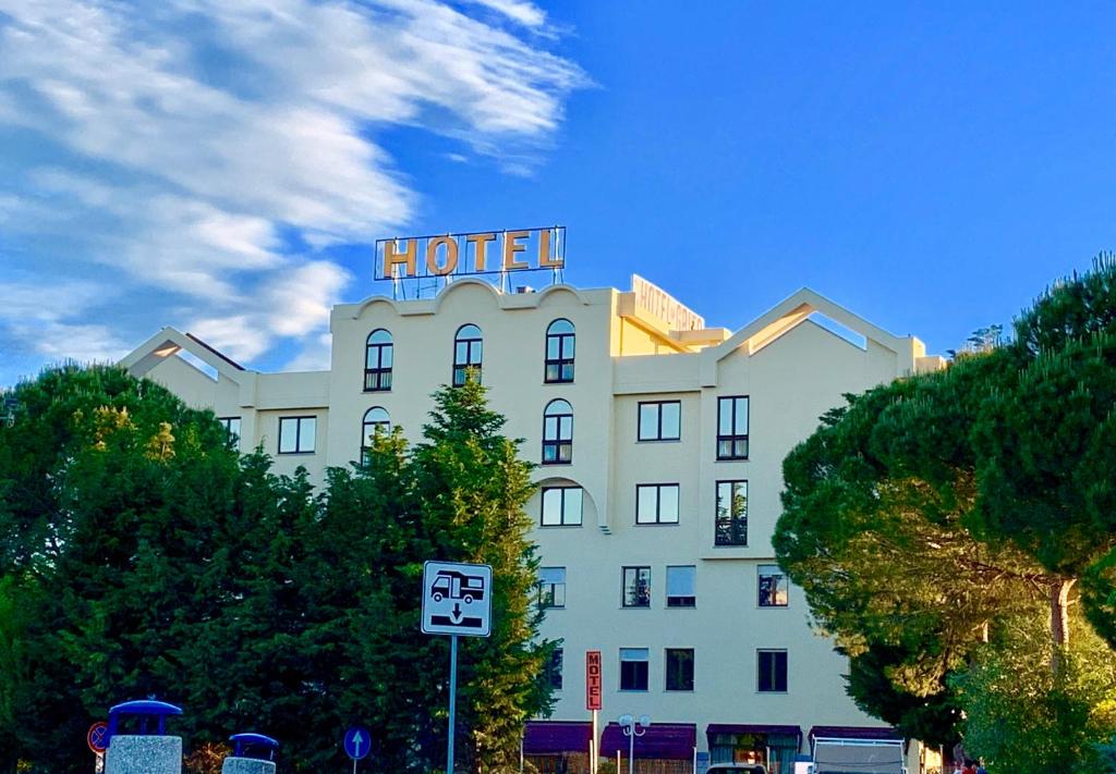 Budova, kde se hotel nachází