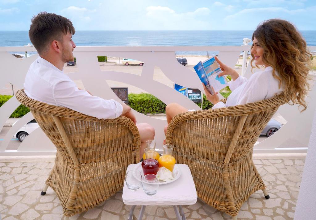 Гости Piccadilly Rooms Restaurant and Beach