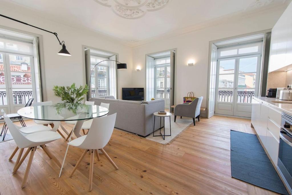Unique 2 Bdr Apt River View Baixa Alfama C