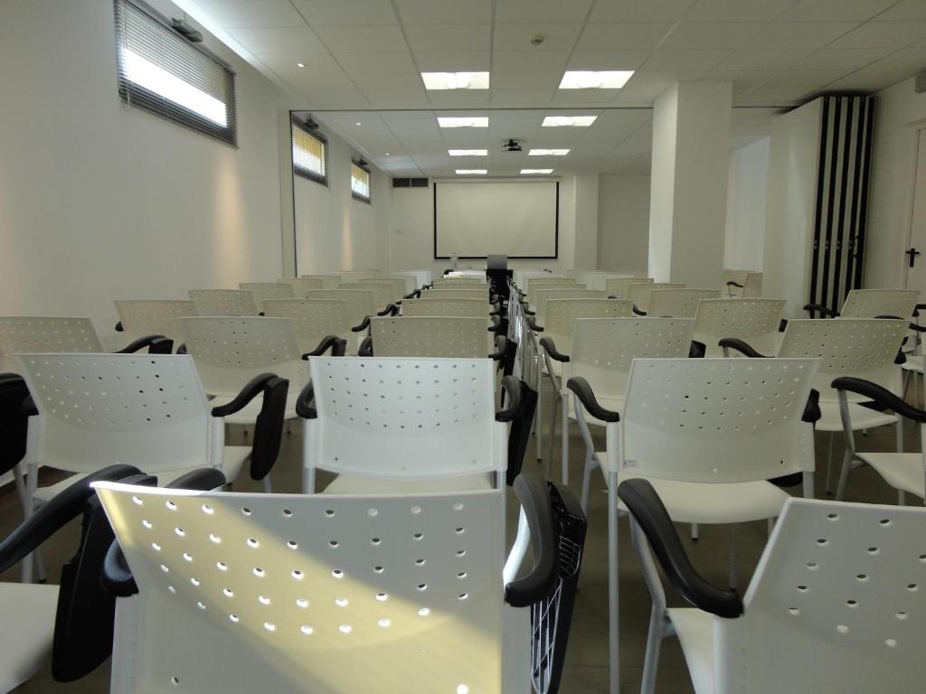 MICHELINO 75 by the Sydney Hotel - Resim 19