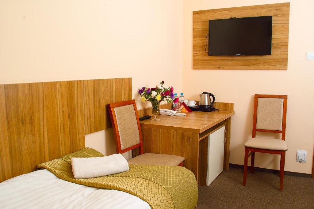 Leśny Ośrodek Szkoleniowy w Puszczykowie - Superior Double Room