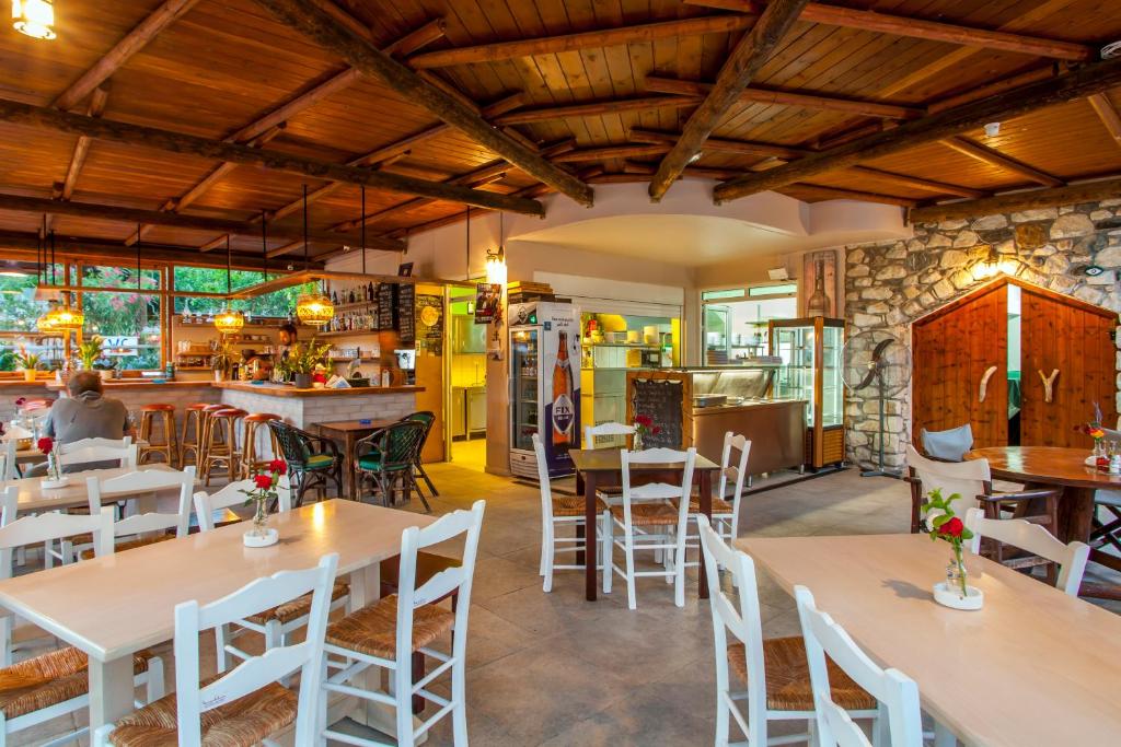 Restaurace v ubytování Mythos Suites Diskos