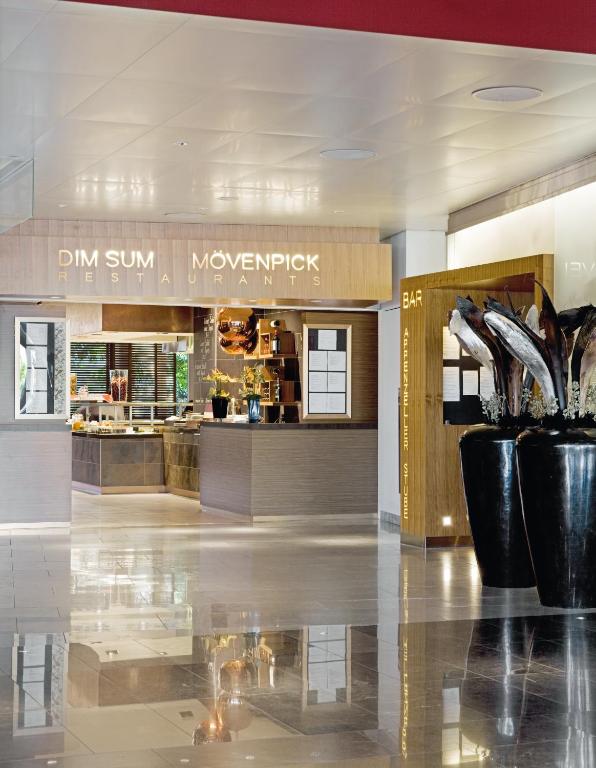 Certifikát, hodnocení, plakát nebo jiný dokument vystavený v ubytování Mövenpick Hotel Zurich Airport