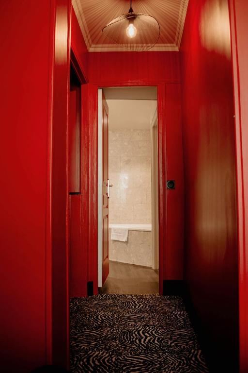 Koupelna v ubytování La villa 10 HÔTEL SPA