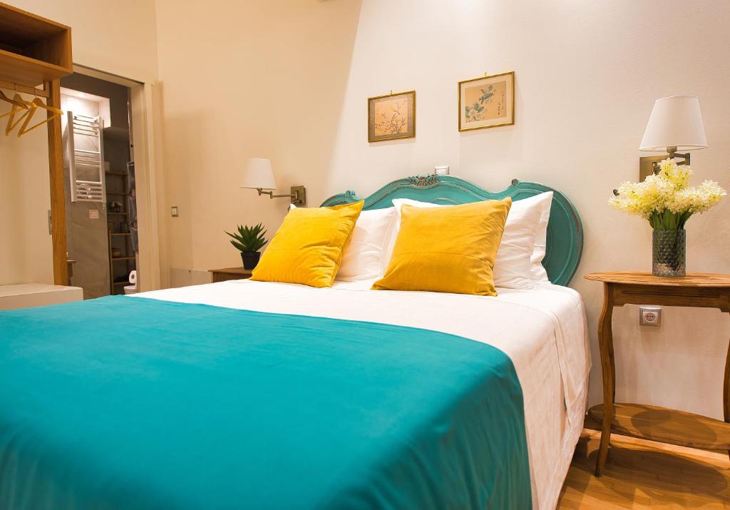 Rastoni Athens Suites near Acropolis at Tsatsou street - 3