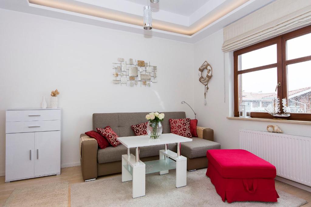Posedenie v ubytovaní Ascot - Neptun Park by OneApartments