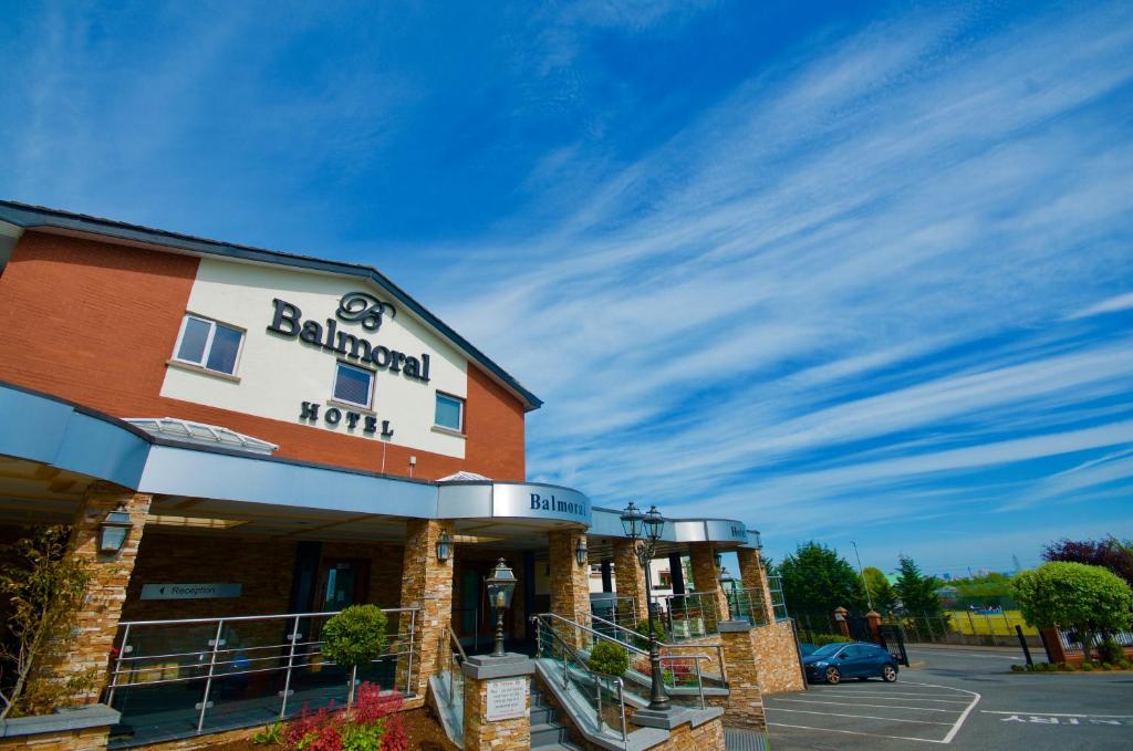 Balmoral Hotel, Belfast - Resim 1