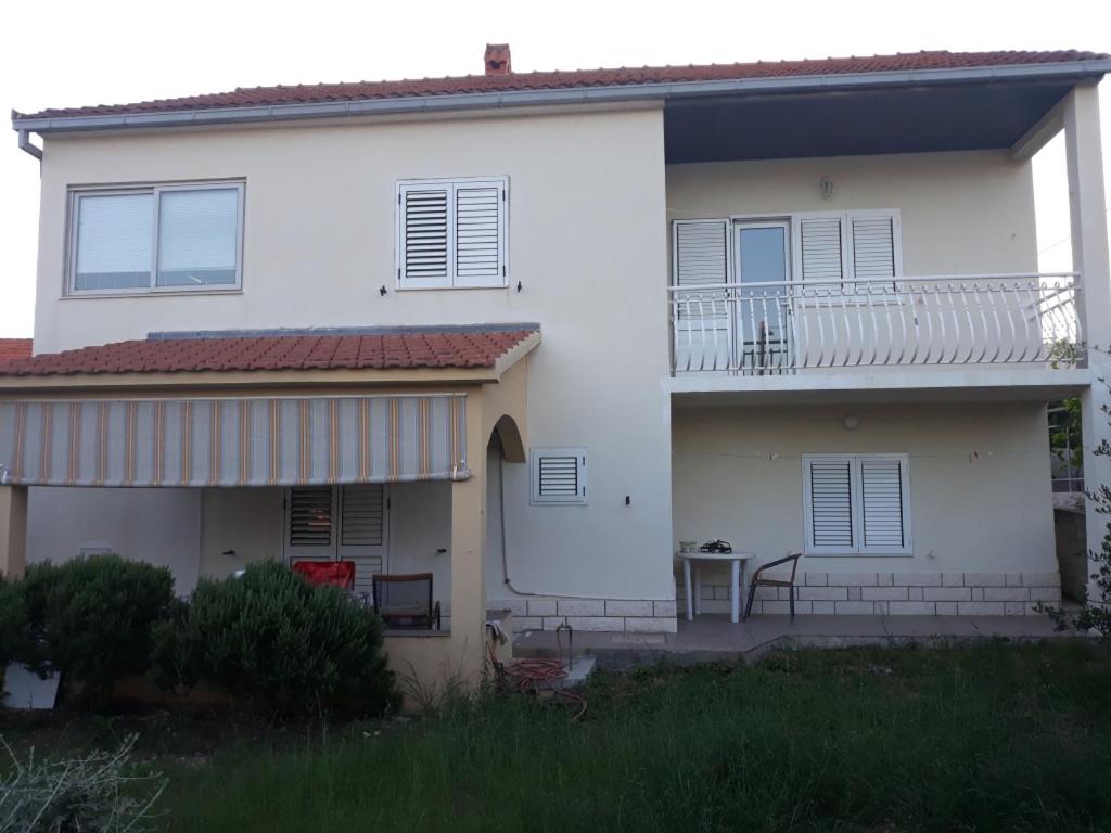 Budova, v ktorej sa apartmán nachádza