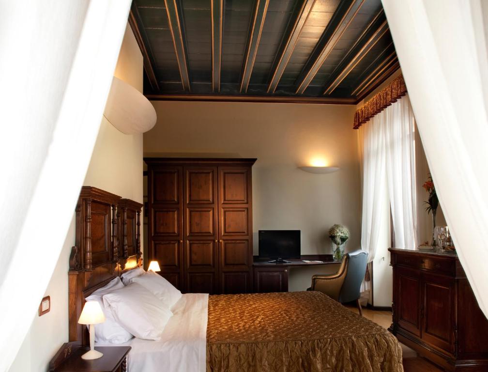 Hotel Villa Giulia - Camera Doppia Deluxe Con Balcone E Vista Lago