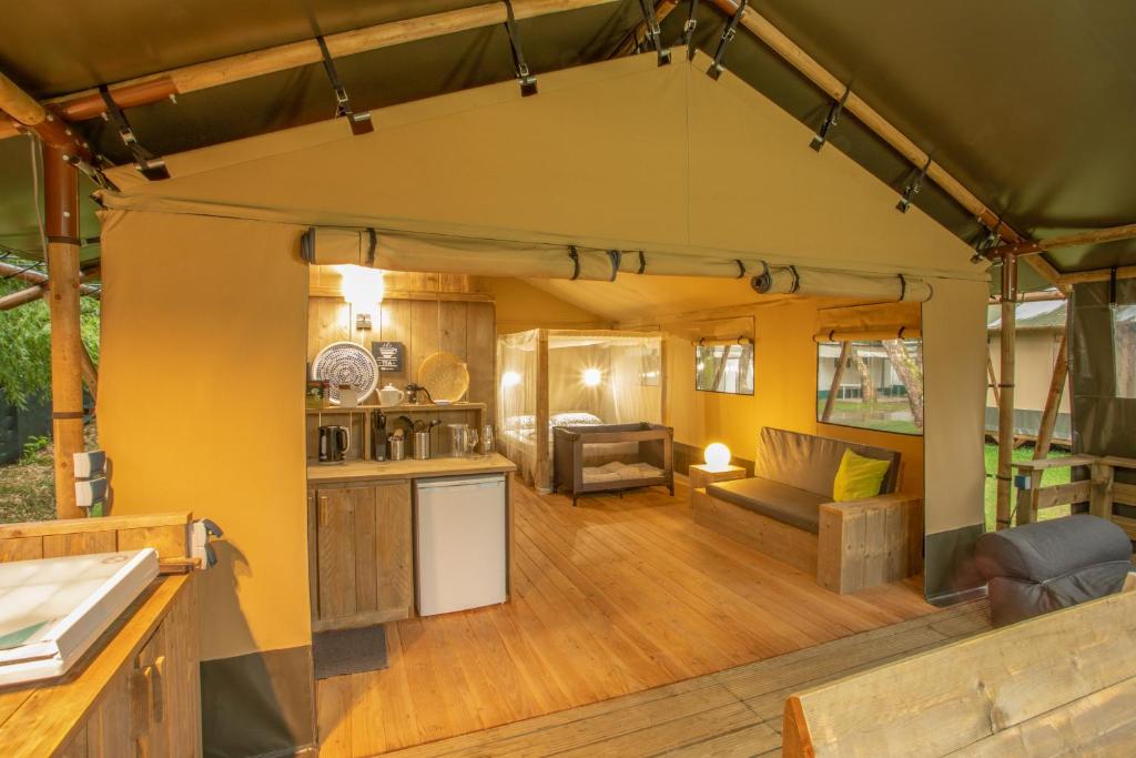 Lodge Holidays - Al Lago di Lago
