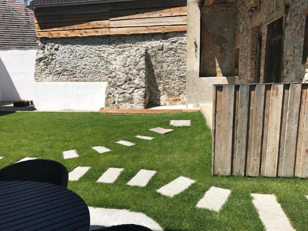 Vonkajšia záhrada v ubytovaní Haus am Wanderweg