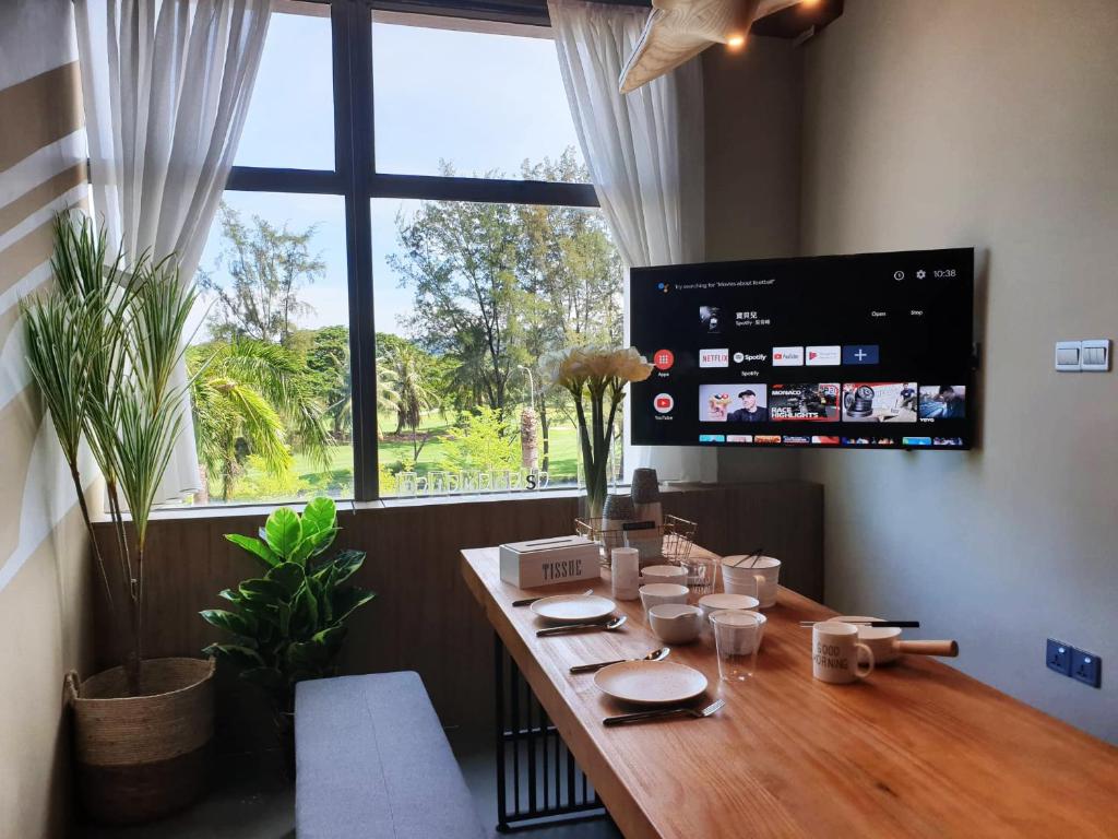 TV a/nebo společenská místnost v ubytování Oikos Poshtel