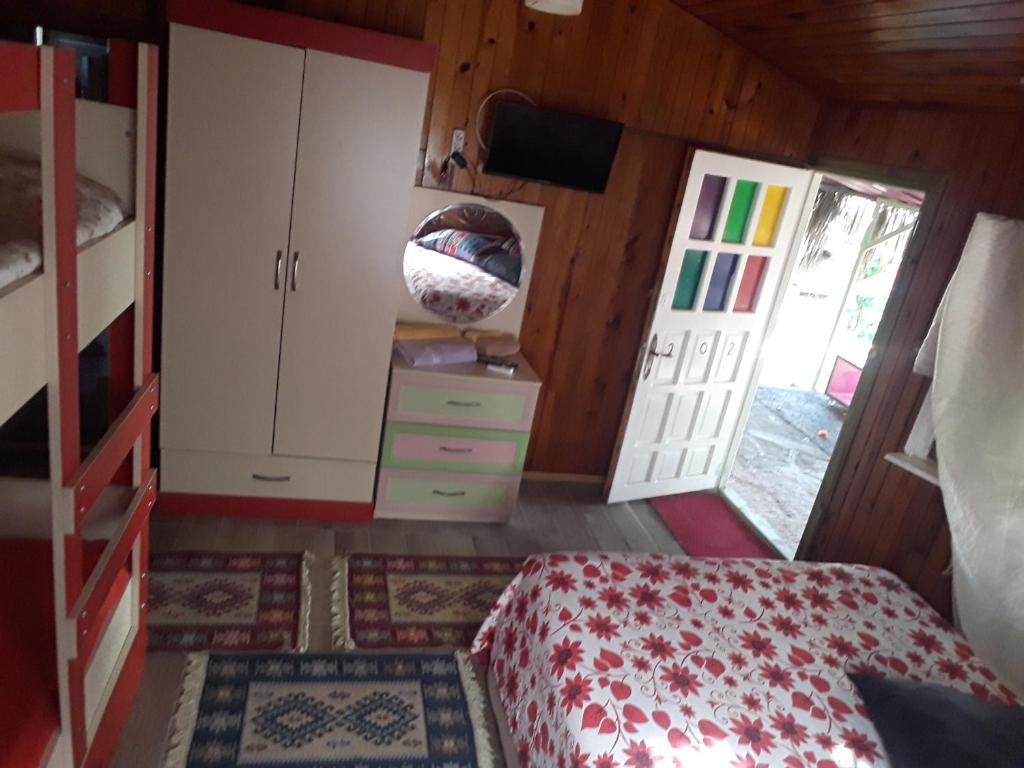 Postel nebo postele na pokoji v ubytování Side Tuana Garden Home