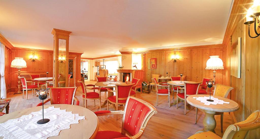 Posezení v ubytování Hotel Dolomitenblick