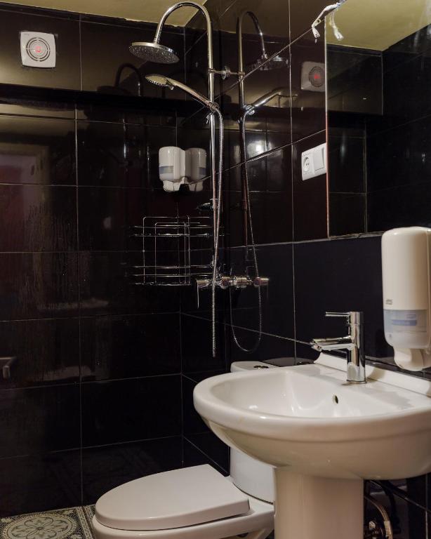 Bagno di Batumi Surf Hostel