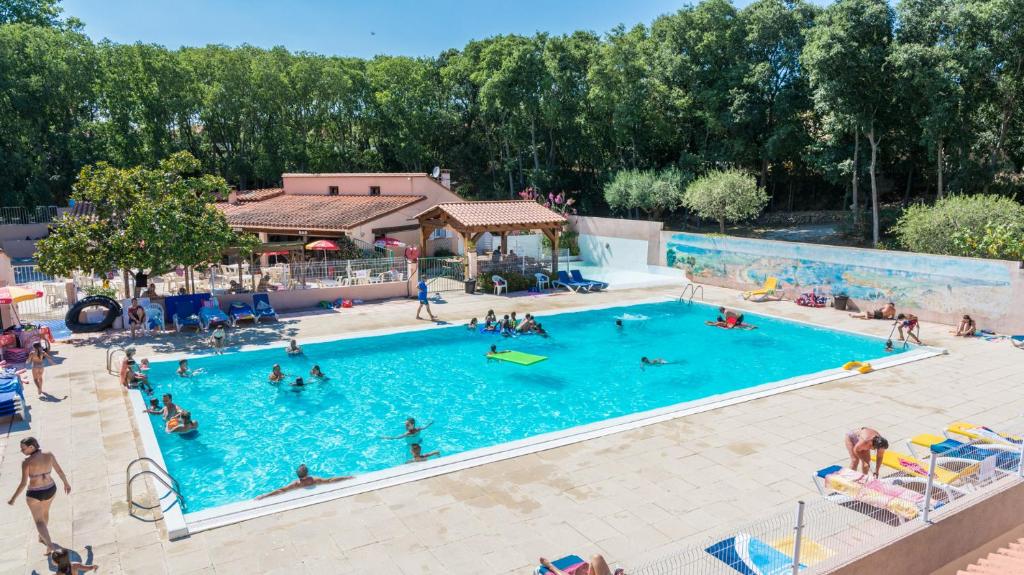 Camping Les Micocouliers