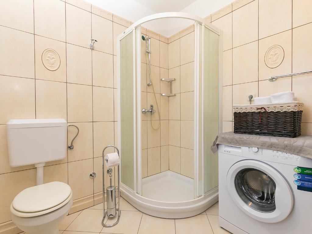 Koupelna v ubytování Apartments Nada