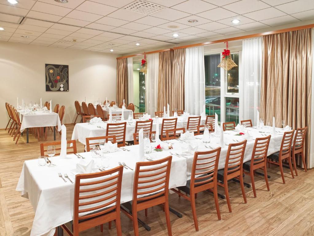 Um restaurante ou outro lugar para comer em Hérað - Berjaya Iceland Hotels