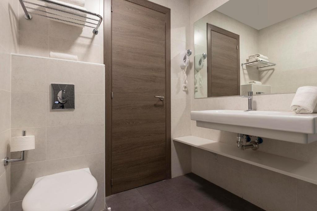 Hotel Palia La Roca - 