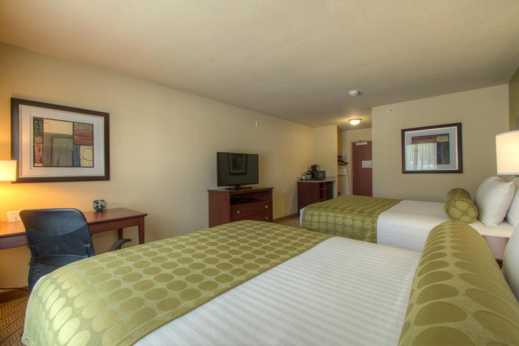 Cobblestone Inn & Suites - Holyoke - Habitación Con 2 Camas Grandes - No Fumadores