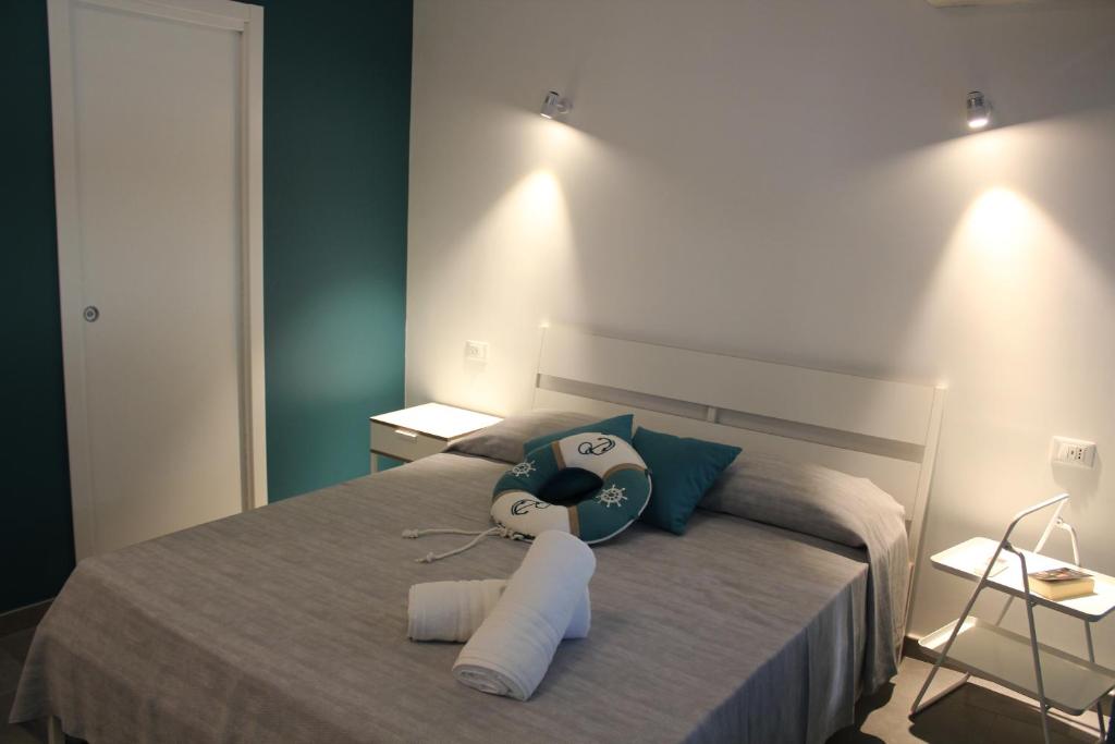 LA FINESTRA SUL PORTO - 15