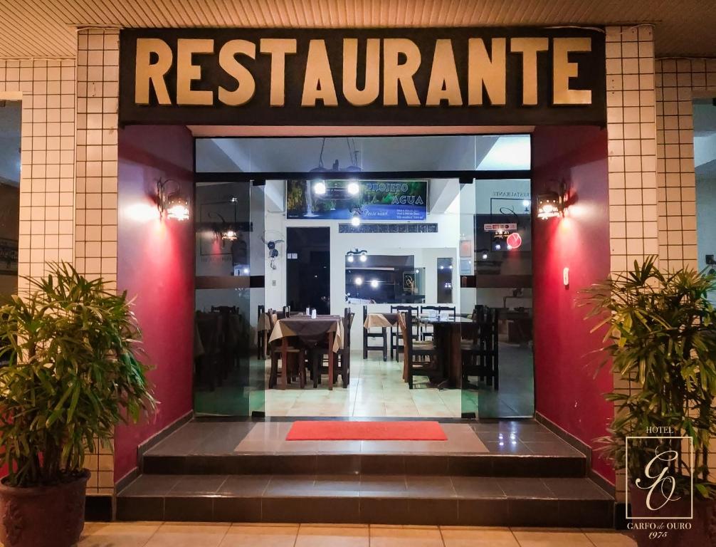  Hotel Garfo de Ouro