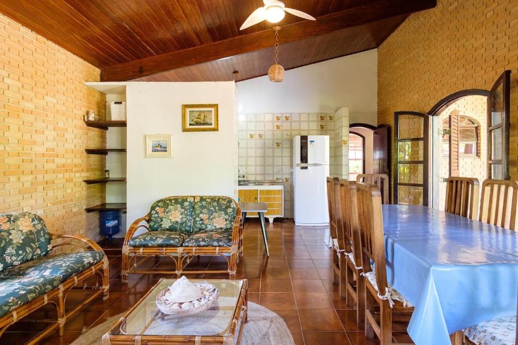  Casa pé na areia Praia do Prumirim