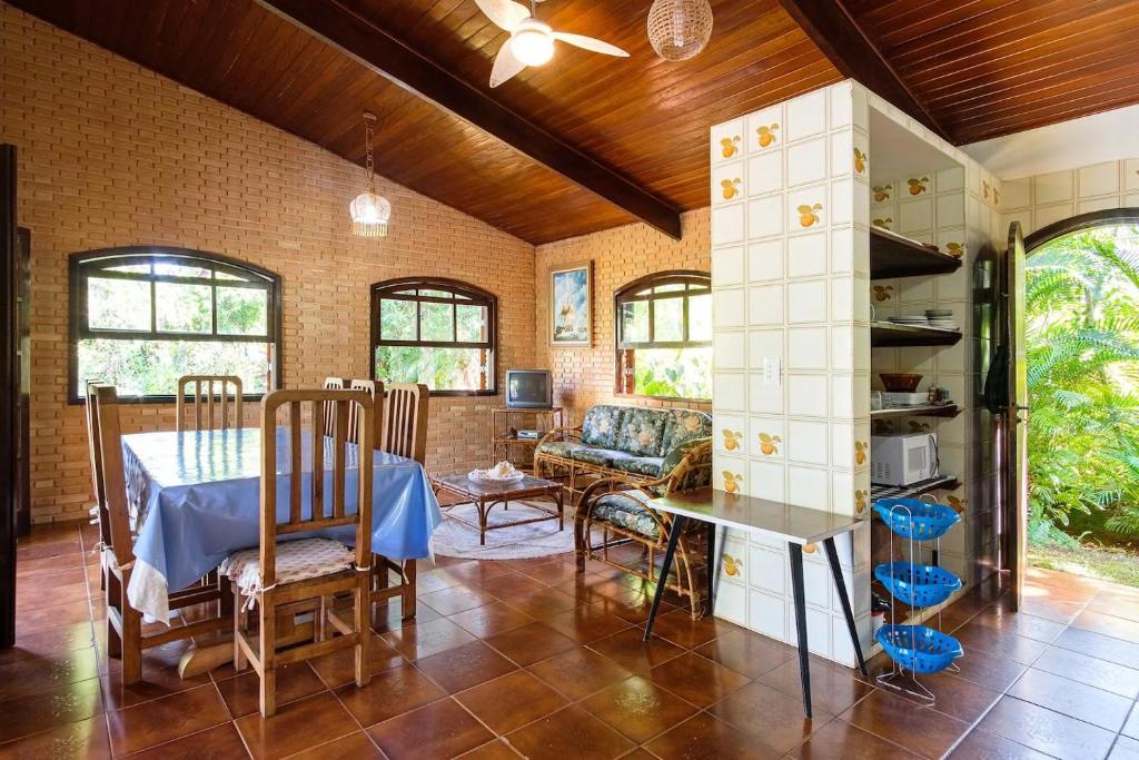  Casa pé na areia Praia do Prumirim