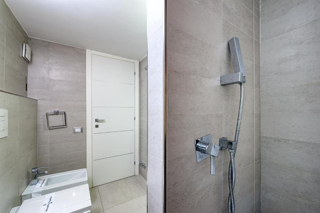 Kúpeľňa v ubytovaní IREX Tevere Sant Angelo private apartment